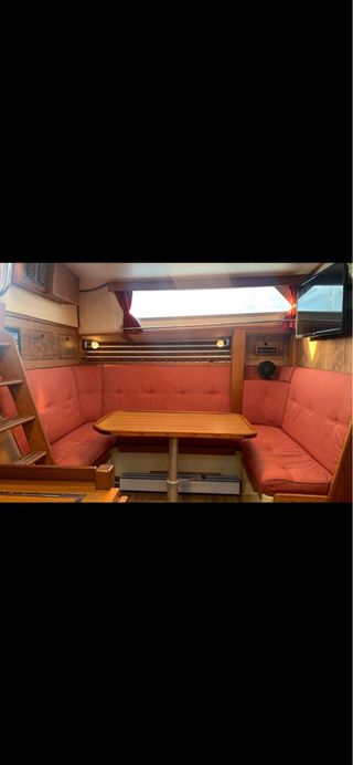 Velero de crucero Muddy 39