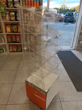 Expositor metacrilato gominolas/chuches. No envíos