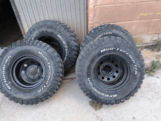 4 Ruedas 4x4 BFGoodrich Mud-Terrain T/A
