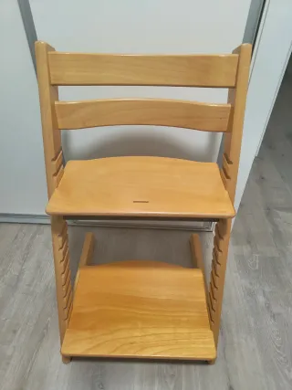 Trona Stokke madera