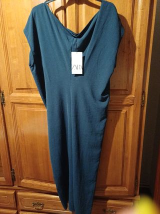 Vestido azul petrolio cuello trapecio