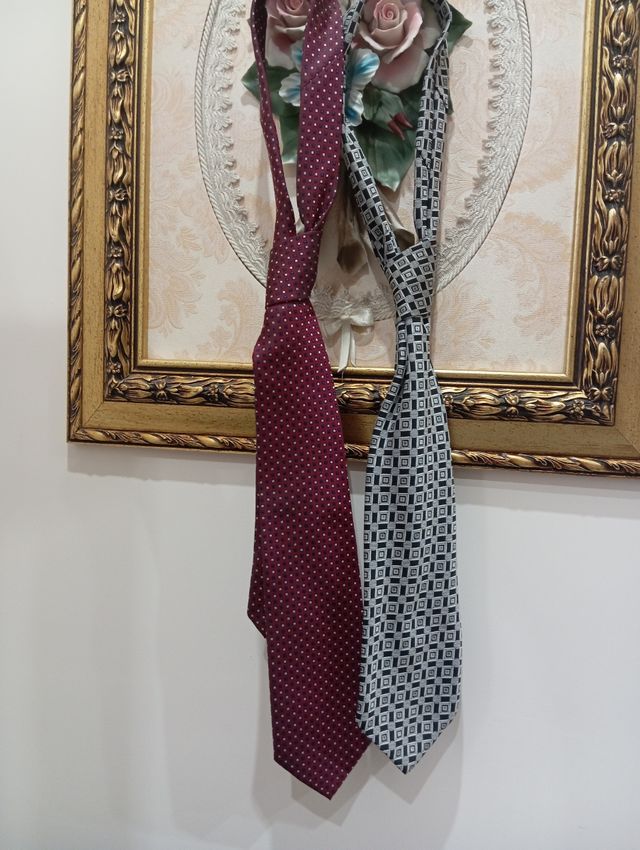 2 Cravatte Made in Italy Rosse e Grigie