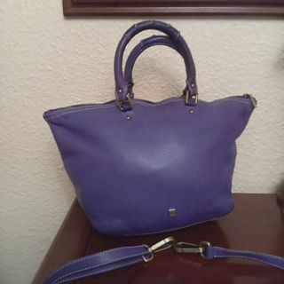 Bolso Purificación García morado piel con bandoler