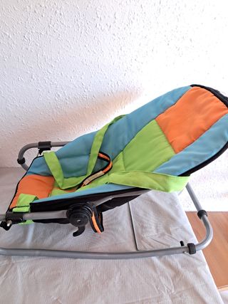Mecedora bebé multicolor