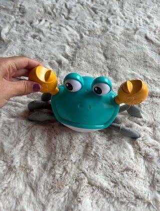 Caranguejo Elétrico Musical que anda sozinho 