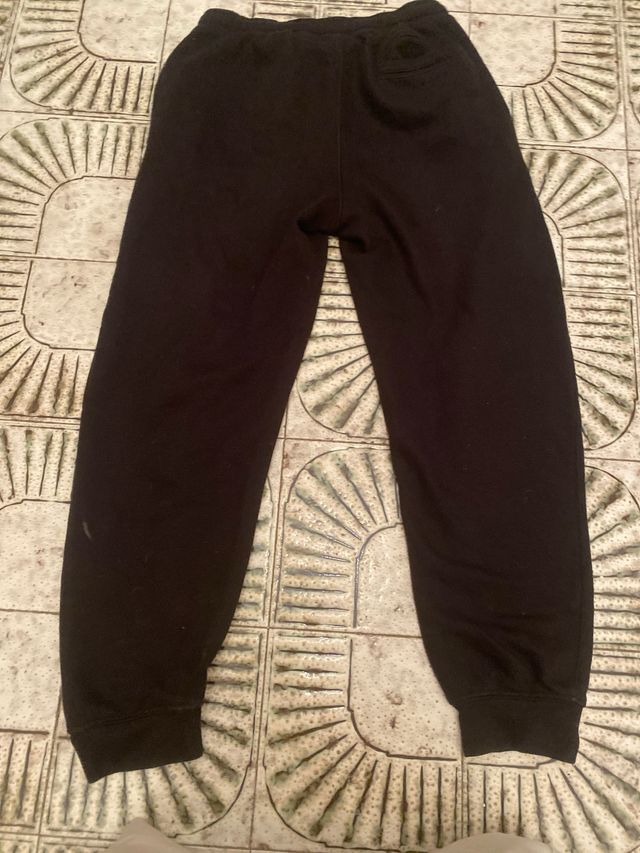 Pantaloni Zara neri con stampa