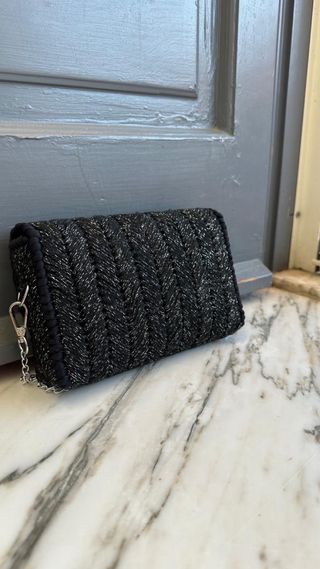 Borsetta fatta a mano nera e argento