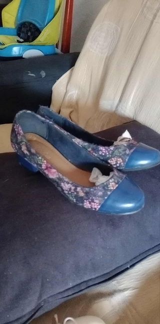 Bailarinas Talla 35 (2 pares) Las blancas nuevas