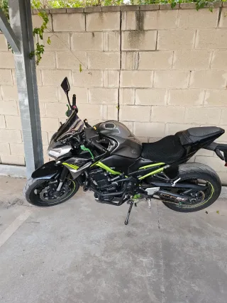 Kawasaki Z900 A2