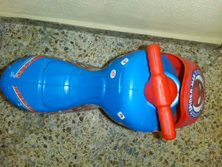 Moto infantil Spiderman