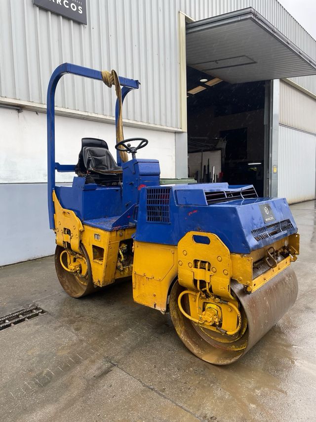 Rodillo Compactador Bomag BW 100 AD