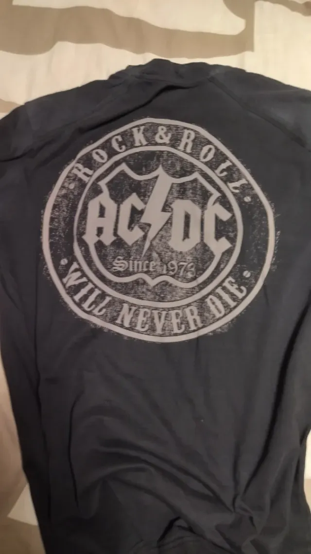 Camiseta AC/DC Negra Talla M