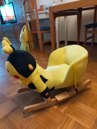 Balancín infantil abeja peluche