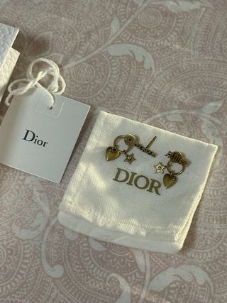 Pendientes Dior J'Adior Corazón y Estrella Dorados