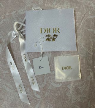Pendientes Dior J'Adior Corazón y Estrella Dorados