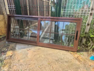 Ventana corredera aluminio imitación madera