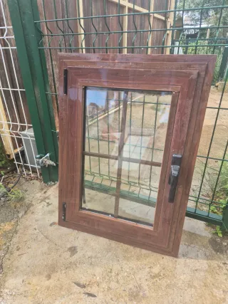 Ventana corredera aluminio imitación madera
