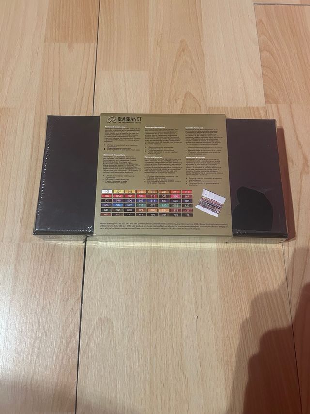 Caja acuarela Rembrandt 48 colores