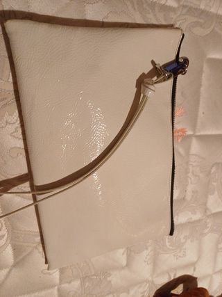 Bolso de mano Bimba y Lola blanco