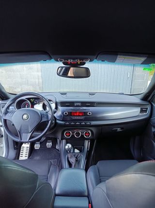 Alfa Romeo Giulietta 2010