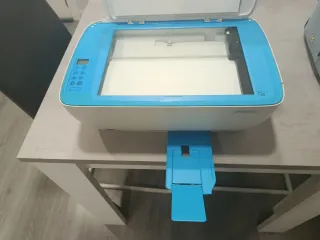 Impresora Escáner HP Azul y Blanca