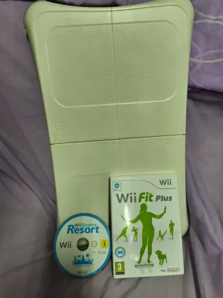 Wii Balance Board + Wii Fit Plus + Wii sports 
