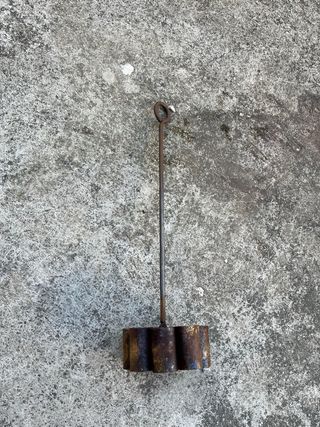 Molde antiguo repostería flores metal