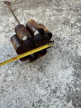 Molde antiguo repostería flores metal