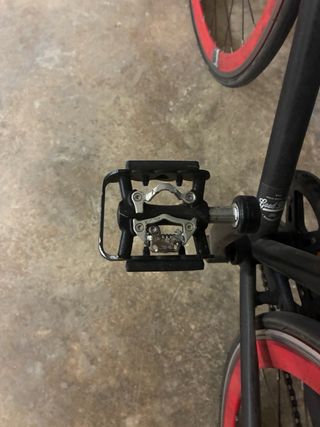 Bici Fixie Negra Ruedas Rojas