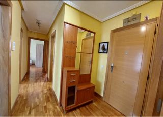 Mueble de entrada madera y cristal