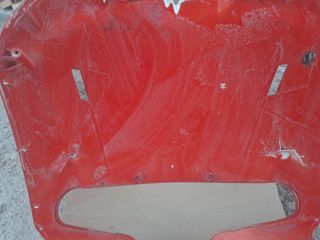 Chapa frontal Derbi Atlantis Roja