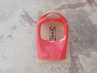 Chapa frontal Derbi Atlantis Roja