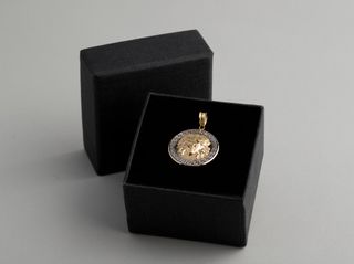 colgante oro 18k