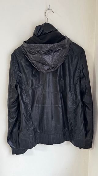 Chaqueta cortavientos Adidas negra