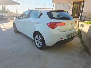 Alfa Romeo Giulietta 2011