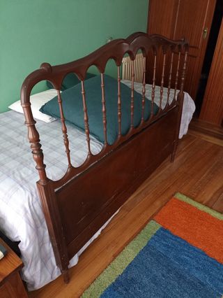 cabecero madera maciza tienda Tizón antigua Coruña