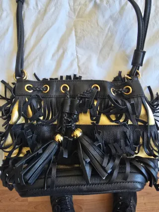 Bolso Pedro del Hierro Negro y Dorado