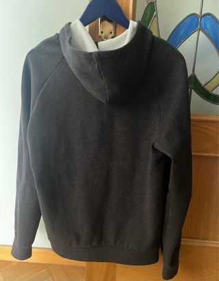 Chaqueta deportiva Adidas gris