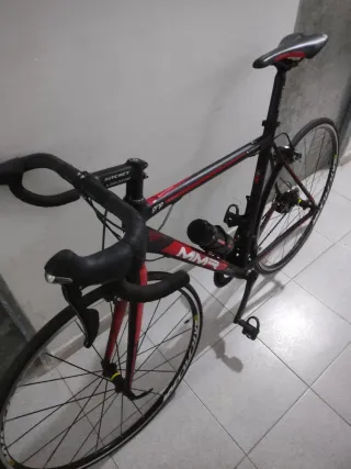 Bicicleta de carretera MMR