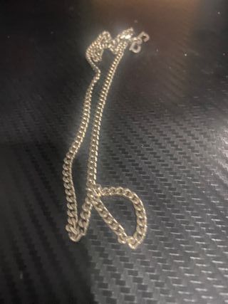 Cadena de plata nueva. Su peso es de 40 gramos