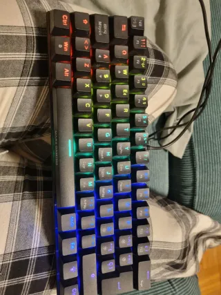 Teclado Mecánico Mars Gaming RGB