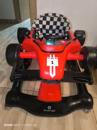 Tacatá Coche de Carreras Rojo