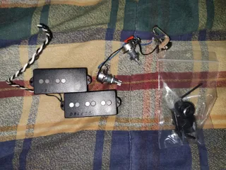 Pastilla Bajo Delano Alnico 5