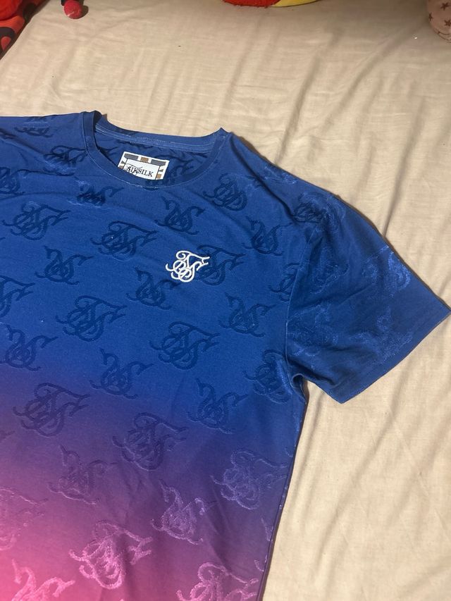 Camiseta SikSilk Degradado Azul/Rosa