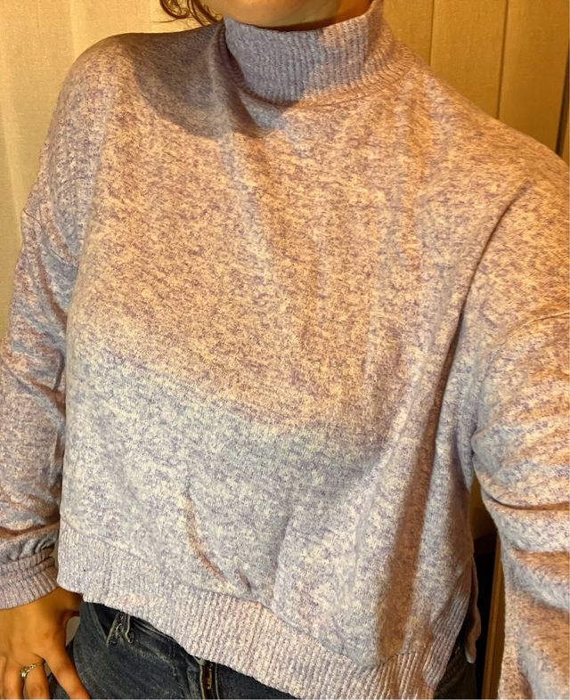 Jersey lila cuello alto