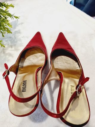 Zapatos destalonados Rojos Brillantes Talla 38