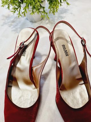 Zapatos destalonados Rojos Brillantes Talla 38