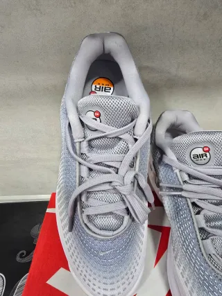 Zapatillas Nike W AIR MAX DN PRM Gris/Blanco.
