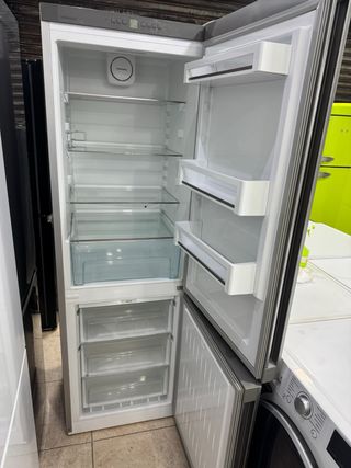 Nevera Liebherr con garantía
