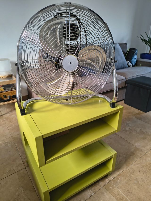 Mueble pop multiusos. Solo venta en persona